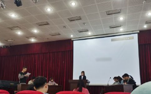 高二日記: 一場激烈的辯論賽_750字