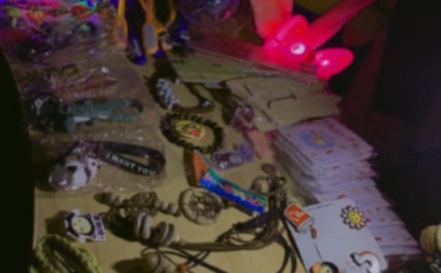 年貨擺地攤賣什么好
