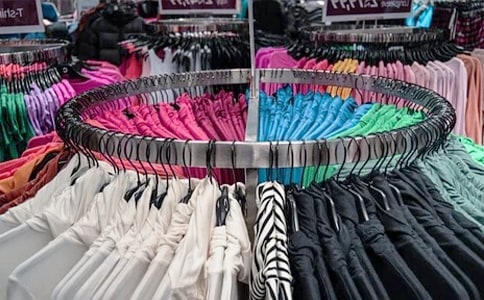 有關(guān)服裝店的實習(xí)報告范文