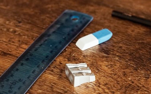 文具安全教案