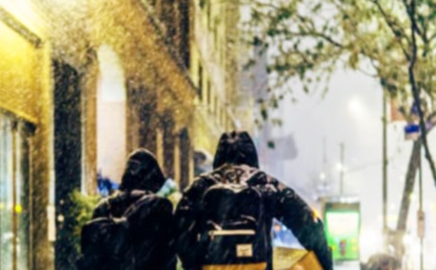 冬天夜晚下雪的句子140句